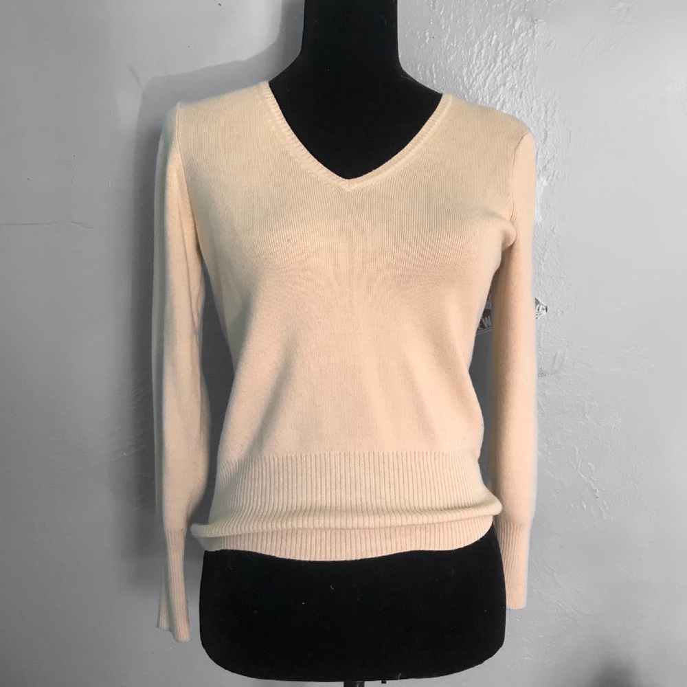 LOFT V-NECK SWEATER